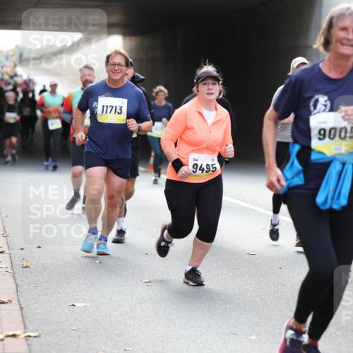 05.10.2025 - 20. swb-Marathon Bremen Michael Strokosch http://msf.ph/oto/9207452 05.10.2025 10:54:05 Laufen 11713, 9495, 9005 meine-sportfotos.de