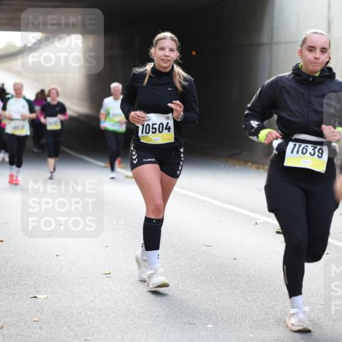 05.10.2025 - 20. swb-Marathon Bremen Michael Strokosch http://msf.ph/oto/9207535 05.10.2025 10:54:21 Laufen 10504, 11639 meine-sportfotos.de