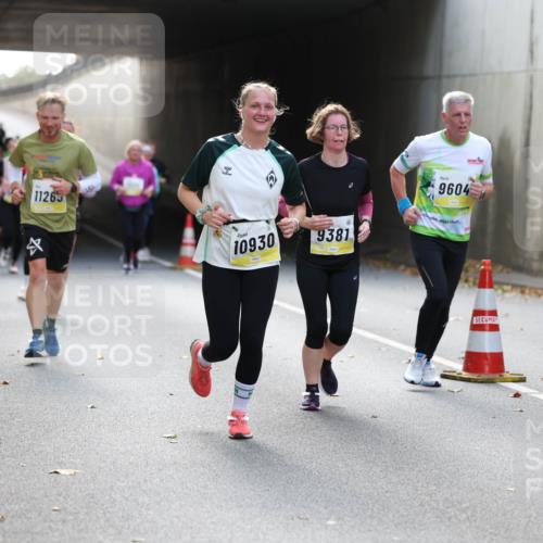 05.10.2025 - 20. swb-Marathon Bremen Michael Strokosch http://msf.ph/oto/9207553 05.10.2025 10:54:25 Laufen 11265, 9604, 10930, 9381 meine-sportfotos.de