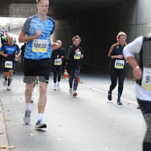 05.10.2025 - 20. swb-Marathon Bremen Michael Strokosch http://msf.ph/oto/9207689 05.10.2025 10:54:52 Laufen 10630, 10919, 9271, 9531, 9954, 9880 meine-sportfotos.de