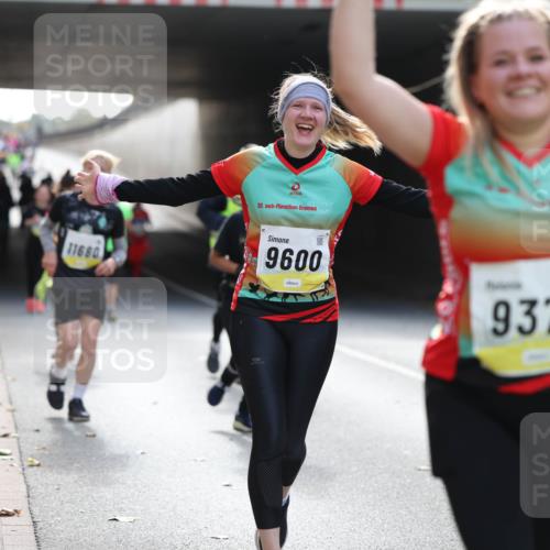05.10.2025 - 20. swb-Marathon Bremen Michael Strokosch http://msf.ph/oto/9207792 05.10.2025 10:55:18 Laufen 11680, 20, 9600, 9371 meine-sportfotos.de