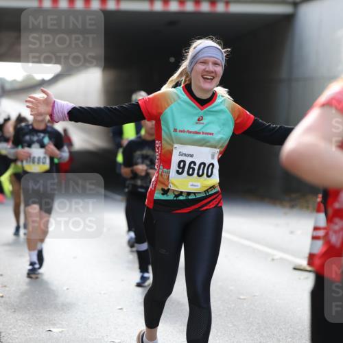 05.10.2025 - 20. swb-Marathon Bremen Michael Strokosch http://msf.ph/oto/9207794 05.10.2025 10:55:19 Laufen 680, 20, 125, 9600, 93 meine-sportfotos.de