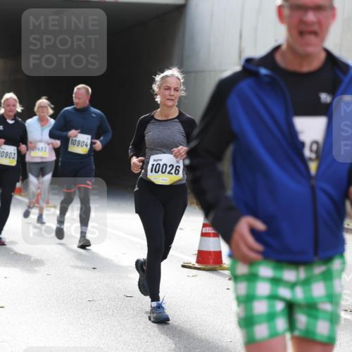 05.10.2025 - 20. swb-Marathon Bremen Michael Strokosch http://msf.ph/oto/9207857 05.10.2025 10:55:34 Laufen 030, 10903, 7432, 10904, 10026, 19 meine-sportfotos.de