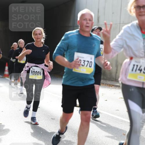 05.10.2025 - 20. swb-Marathon Bremen Michael Strokosch http://msf.ph/oto/9207884 05.10.2025 10:55:40 Laufen 2025, 11459, 10004, 11493, 46370 meine-sportfotos.de