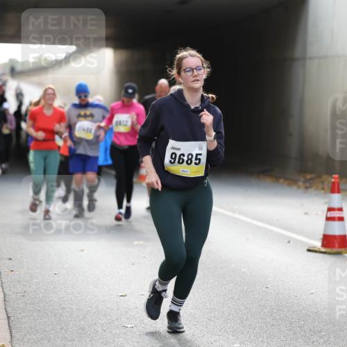 05.10.2025 - 20. swb-Marathon Bremen Michael Strokosch http://msf.ph/oto/9207906 05.10.2025 11:02:40 Laufen 9685 meine-sportfotos.de