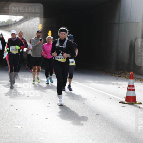 05.10.2025 - 20. swb-Marathon Bremen Michael Strokosch http://msf.ph/oto/9207953 05.10.2025 10:56:00 Laufen 10558, 11454, 1950, 363 meine-sportfotos.de