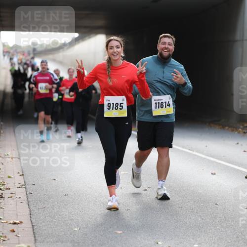 05.10.2025 - 20. swb-Marathon Bremen Michael Strokosch http://msf.ph/oto/9208040 05.10.2025 11:03:11 Laufen 9185, 11614 meine-sportfotos.de