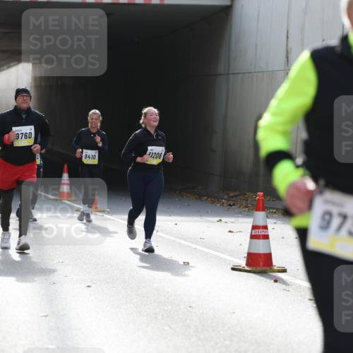 05.10.2025 - 20. swb-Marathon Bremen Michael Strokosch http://msf.ph/oto/9208079 05.10.2025 11:03:21 Laufen 9476, 9760, 9410, 1206, 9732 meine-sportfotos.de