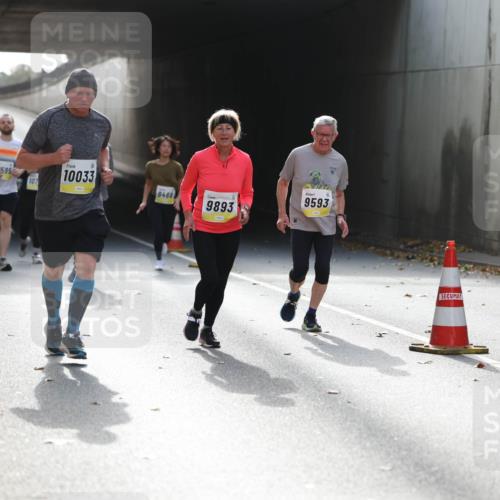 05.10.2025 - 20. swb-Marathon Bremen Michael Strokosch http://msf.ph/oto/9208122 05.10.2025 10:56:34 Laufen 10595, 107, 10033, 9468, 9893, 9593 meine-sportfotos.de