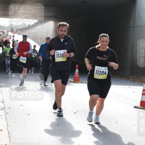 05.10.2025 - 20. swb-Marathon Bremen Michael Strokosch http://msf.ph/oto/9208140 05.10.2025 11:03:33 Laufen 10969, 1138, 11204 meine-sportfotos.de
