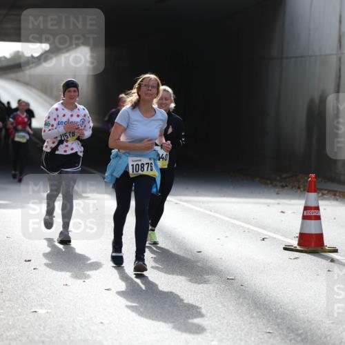 05.10.2025 - 20. swb-Marathon Bremen Michael Strokosch http://msf.ph/oto/9208151 05.10.2025 10:56:42 Laufen 11576, 10876, 40 meine-sportfotos.de