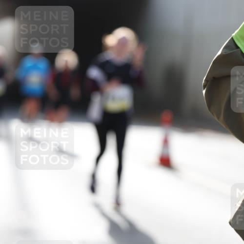 05.10.2025 - 20. swb-Marathon Bremen Michael Strokosch http://msf.ph/oto/9208214 05.10.2025 11:03:46 Laufen  meine-sportfotos.de