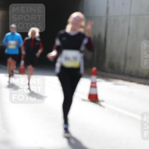 05.10.2025 - 20. swb-Marathon Bremen Michael Strokosch http://msf.ph/oto/9208216 05.10.2025 11:03:46 Laufen  meine-sportfotos.de