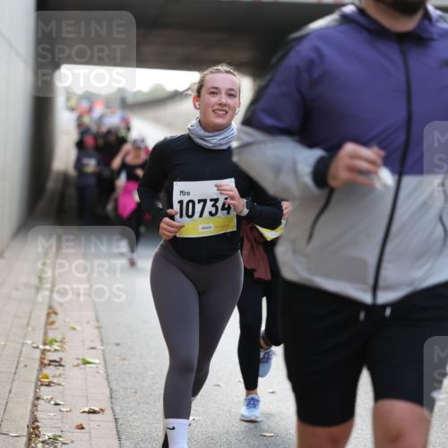 05.10.2025 - 20. swb-Marathon Bremen Michael Strokosch http://msf.ph/oto/9208226 05.10.2025 10:57:00 Laufen 10734 meine-sportfotos.de