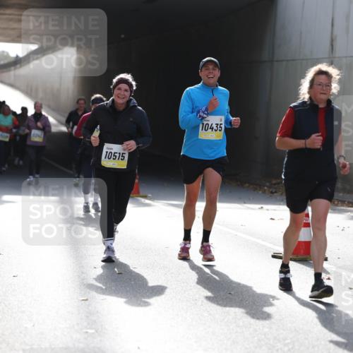 05.10.2025 - 20. swb-Marathon Bremen Michael Strokosch http://msf.ph/oto/9208230 05.10.2025 11:03:48 Laufen 11342, 10515, 10435 meine-sportfotos.de
