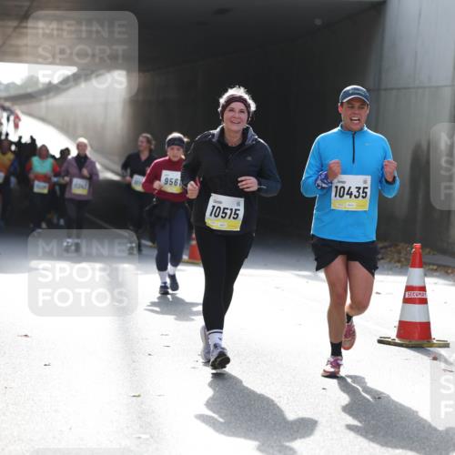 05.10.2025 - 20. swb-Marathon Bremen Michael Strokosch http://msf.ph/oto/9208232 05.10.2025 11:03:49 Laufen 11242, 9561, 10515, 10435 meine-sportfotos.de