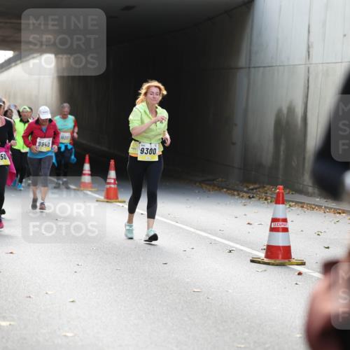 05.10.2025 - 20. swb-Marathon Bremen Michael Strokosch http://msf.ph/oto/9208234 05.10.2025 10:57:03 Laufen 1509, 11150, 9940, 10207, 9300 meine-sportfotos.de