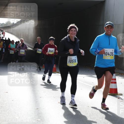 05.10.2025 - 20. swb-Marathon Bremen Michael Strokosch http://msf.ph/oto/9208235 05.10.2025 11:03:49 Laufen 10146, 9561, 11342, 10234, 10515, 10435 meine-sportfotos.de