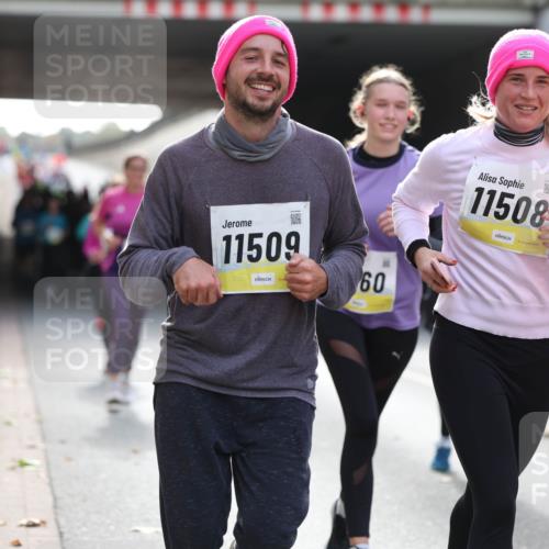 05.10.2025 - 20. swb-Marathon Bremen Michael Strokosch http://msf.ph/oto/9208268 05.10.2025 10:57:12 Laufen 11509, 60, 11508 meine-sportfotos.de