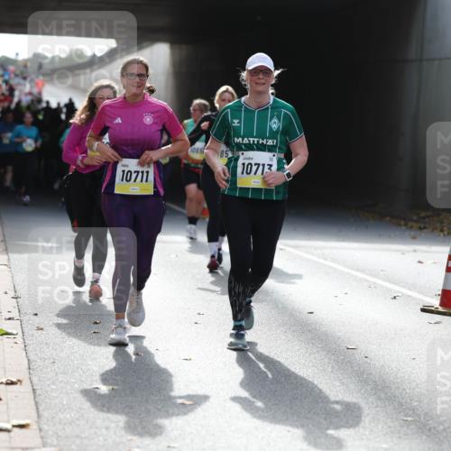05.10.2025 - 20. swb-Marathon Bremen Michael Strokosch http://msf.ph/oto/9208275 05.10.2025 10:57:13 Laufen 10711, 065, 85, 10713 meine-sportfotos.de