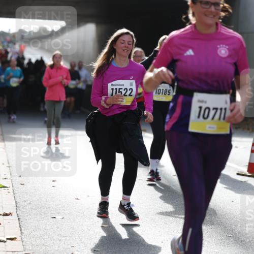 05.10.2025 - 20. swb-Marathon Bremen Michael Strokosch http://msf.ph/oto/9208286 05.10.2025 10:57:15 Laufen 11522, 10185, 10711 meine-sportfotos.de