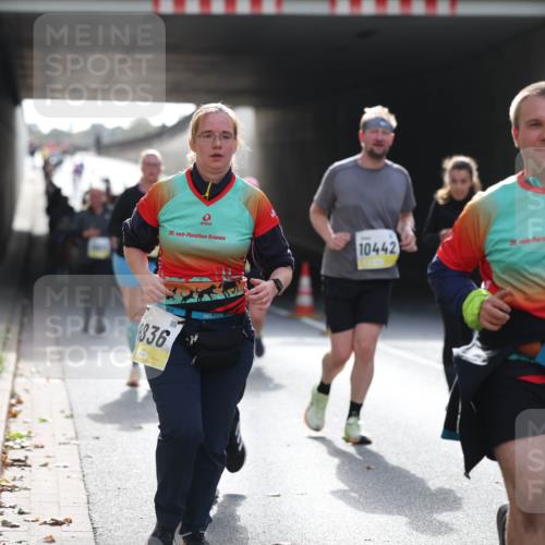 05.10.2025 - 20. swb-Marathon Bremen Michael Strokosch http://msf.ph/oto/9208339 05.10.2025 11:04:10 Laufen 20, 25, 836, 10442, 983 meine-sportfotos.de