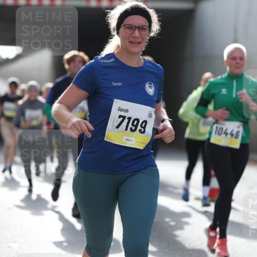 05.10.2025 - 20. swb-Marathon Bremen Michael Strokosch http://msf.ph/oto/9208352 05.10.2025 10:57:27 Laufen 10446, 7199 meine-sportfotos.de