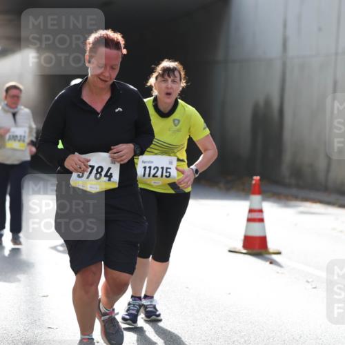 05.10.2025 - 20. swb-Marathon Bremen Michael Strokosch http://msf.ph/oto/9208482 05.10.2025 11:04:36 Laufen 031, 784, 02164, 11215 meine-sportfotos.de