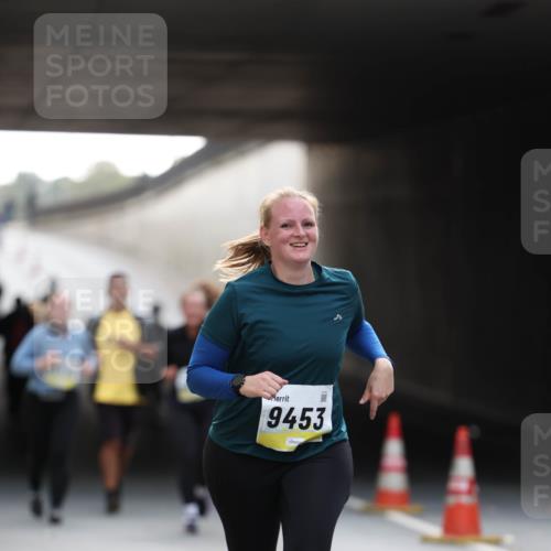 05.10.2025 - 20. swb-Marathon Bremen Michael Strokosch http://msf.ph/oto/9208526 05.10.2025 11:04:57 Laufen 9453 meine-sportfotos.de