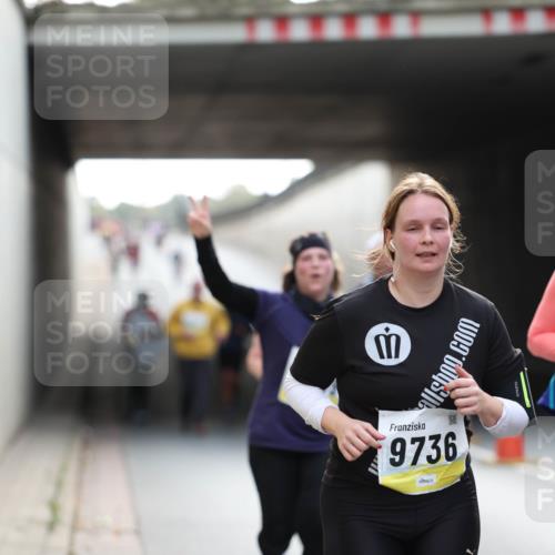 05.10.2025 - 20. swb-Marathon Bremen Michael Strokosch http://msf.ph/oto/9208553 05.10.2025 11:05:13 Laufen 9736 meine-sportfotos.de