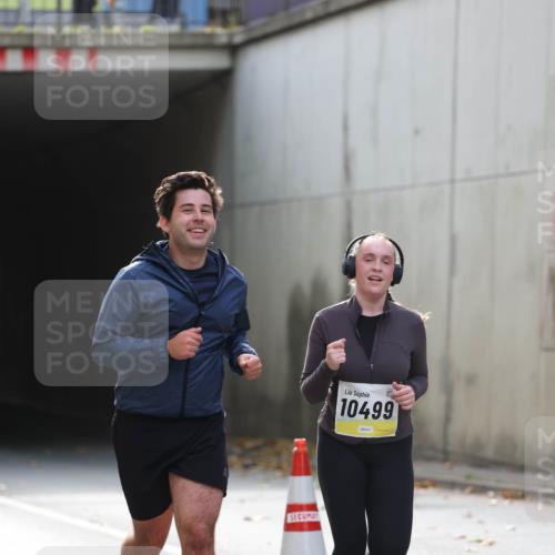 05.10.2025 - 20. swb-Marathon Bremen Michael Strokosch http://msf.ph/oto/9208564 05.10.2025 11:05:24 Laufen 10499 meine-sportfotos.de