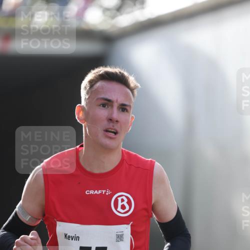 05.10.2025 - 20. swb-Marathon Bremen Michael Strokosch http://msf.ph/oto/9209594 05.10.2025 10:24:00 Laufen 35, 20 meine-sportfotos.de