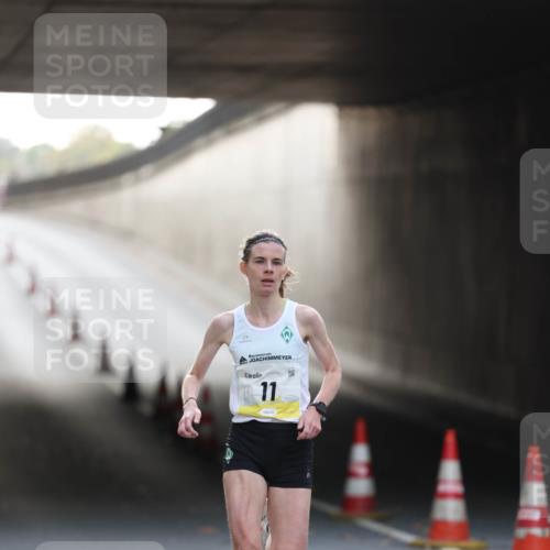 05.10.2025 - 20. swb-Marathon Bremen Michael Strokosch http://msf.ph/oto/9209629 05.10.2025 10:26:59 Laufen 11 meine-sportfotos.de
