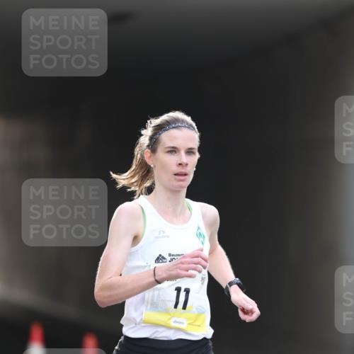 05.10.2025 - 20. swb-Marathon Bremen Michael Strokosch http://msf.ph/oto/9209635 05.10.2025 10:27:01 Laufen 11 meine-sportfotos.de