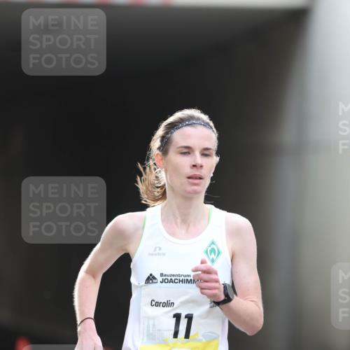 05.10.2025 - 20. swb-Marathon Bremen Michael Strokosch http://msf.ph/oto/9209636 05.10.2025 10:27:01 Laufen 11 meine-sportfotos.de