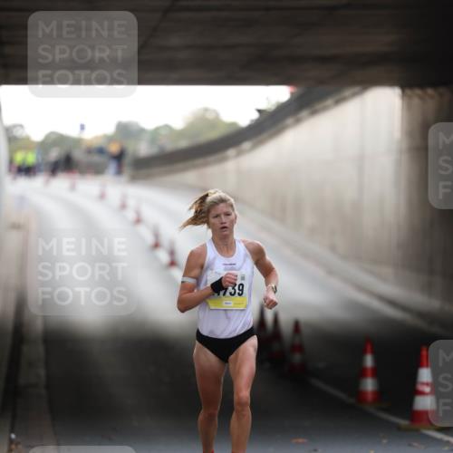 05.10.2025 - 20. swb-Marathon Bremen Michael Strokosch http://msf.ph/oto/9209643 05.10.2025 10:27:26 Laufen 739 meine-sportfotos.de
