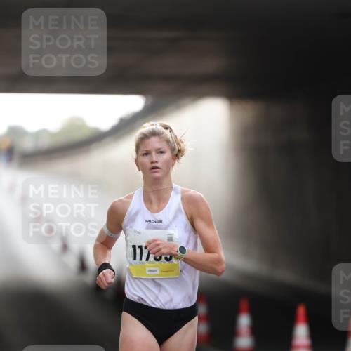05.10.2025 - 20. swb-Marathon Bremen Michael Strokosch http://msf.ph/oto/9209652 05.10.2025 10:27:28 Laufen 2120, 117350 meine-sportfotos.de