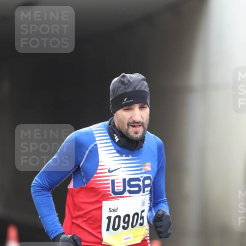 05.10.2025 - 20. swb-Marathon Bremen Michael Strokosch http://msf.ph/oto/9209671 05.10.2025 10:28:07 Laufen 10905 meine-sportfotos.de