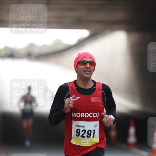 05.10.2025 - 20. swb-Marathon Bremen Michael Strokosch http://msf.ph/oto/9209686 05.10.2025 10:28:23 Laufen 9291, 9291 meine-sportfotos.de