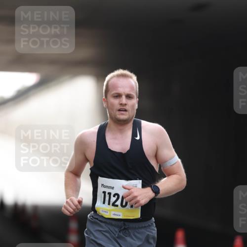 05.10.2025 - 20. swb-Marathon Bremen Michael Strokosch http://msf.ph/oto/9209701 05.10.2025 10:28:29 Laufen 1120, 02469 meine-sportfotos.de