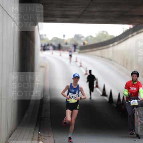 05.10.2025 - 20. swb-Marathon Bremen Michael Strokosch http://msf.ph/oto/9209721 05.10.2025 10:29:04 Laufen 1730, 10, 3 meine-sportfotos.de