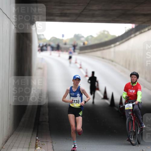 05.10.2025 - 20. swb-Marathon Bremen Michael Strokosch http://msf.ph/oto/9209722 05.10.2025 10:29:05 Laufen 730, 10, 3 meine-sportfotos.de