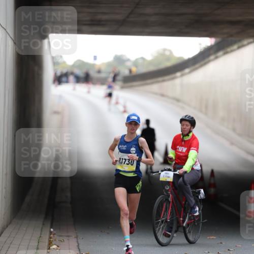 05.10.2025 - 20. swb-Marathon Bremen Michael Strokosch http://msf.ph/oto/9209724 05.10.2025 10:29:05 Laufen 11730, 10, 3 meine-sportfotos.de