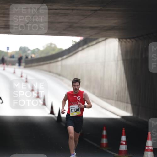 05.10.2025 - 20. swb-Marathon Bremen Michael Strokosch http://msf.ph/oto/9209791 05.10.2025 10:30:01 Laufen 11130 meine-sportfotos.de