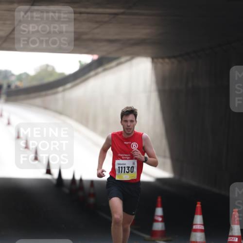 05.10.2025 - 20. swb-Marathon Bremen Michael Strokosch http://msf.ph/oto/9209795 05.10.2025 10:30:03 Laufen 11130 meine-sportfotos.de
