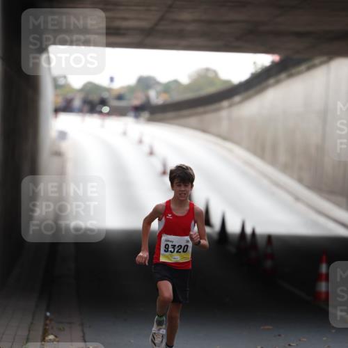 05.10.2025 - 20. swb-Marathon Bremen Michael Strokosch http://msf.ph/oto/9209811 05.10.2025 10:30:10 Laufen 9320 meine-sportfotos.de
