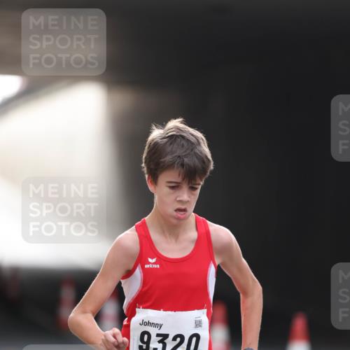 05.10.2025 - 20. swb-Marathon Bremen Michael Strokosch http://msf.ph/oto/9209822 05.10.2025 10:30:14 Laufen 9320 meine-sportfotos.de