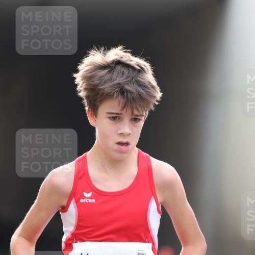 05.10.2025 - 20. swb-Marathon Bremen Michael Strokosch http://msf.ph/oto/9209824 05.10.2025 10:30:14 Laufen 9320, 20 meine-sportfotos.de