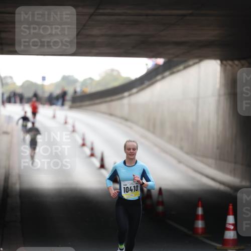 05.10.2025 - 20. swb-Marathon Bremen Michael Strokosch http://msf.ph/oto/9209863 05.10.2025 10:31:07 Laufen 10410, 1200 meine-sportfotos.de