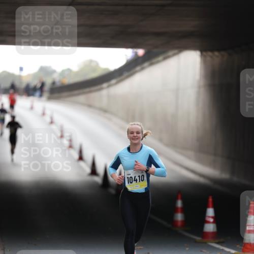 05.10.2025 - 20. swb-Marathon Bremen Michael Strokosch http://msf.ph/oto/9209866 05.10.2025 10:31:08 Laufen 10410 meine-sportfotos.de